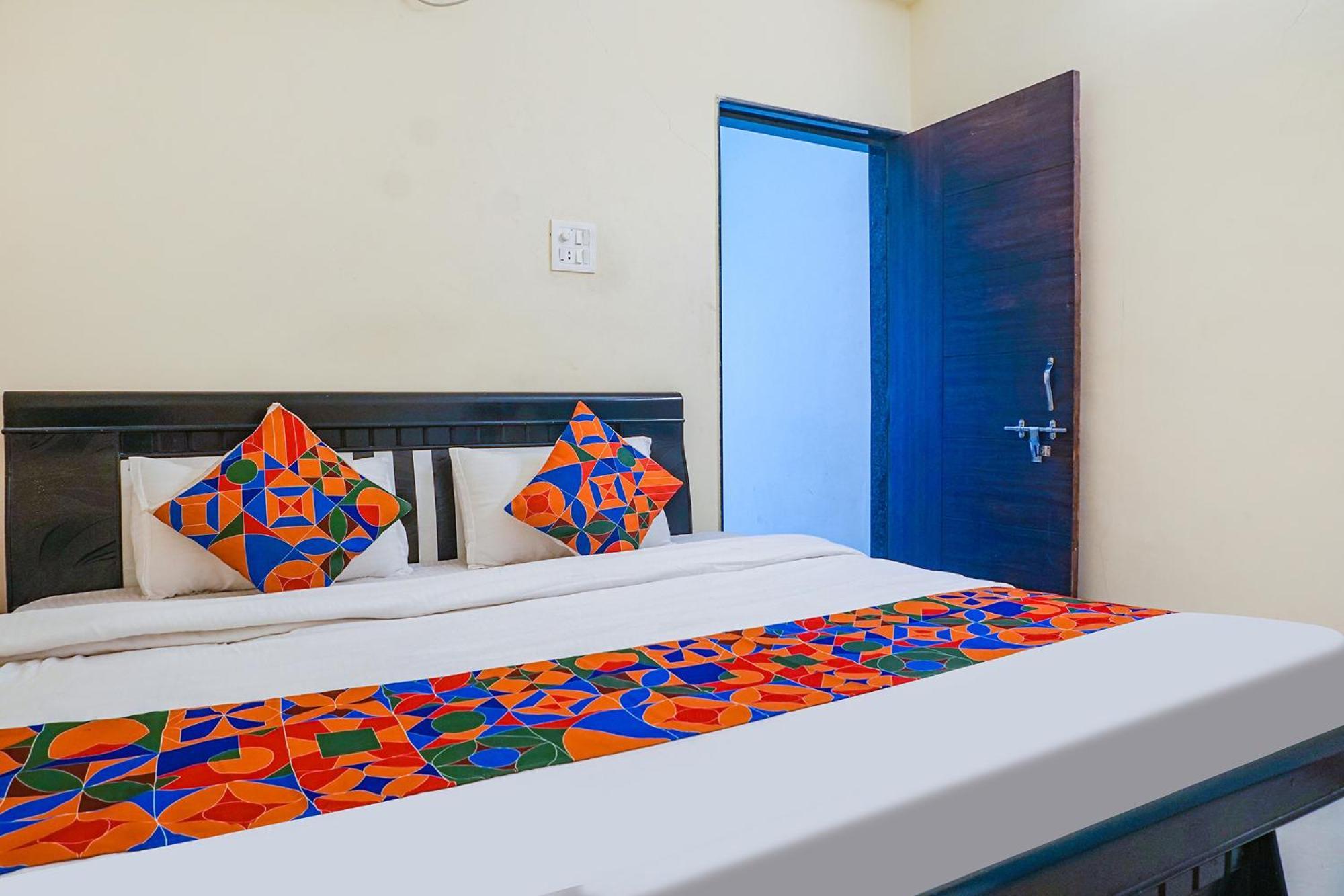 Fabexpress Vaishnav Inn Talegaon Dabhade ภายนอก รูปภาพ