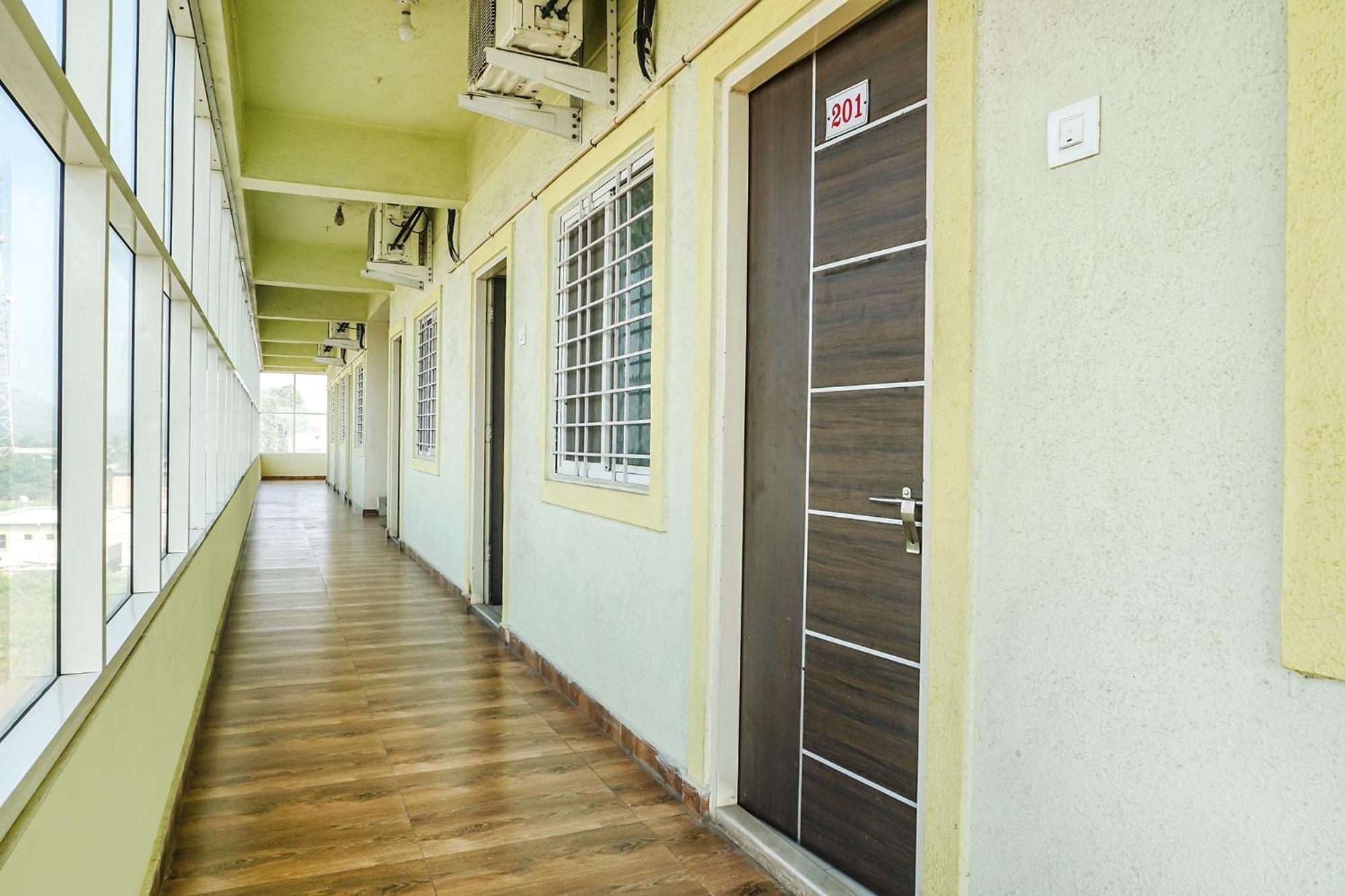 Fabexpress Vaishnav Inn Talegaon Dabhade ภายนอก รูปภาพ
